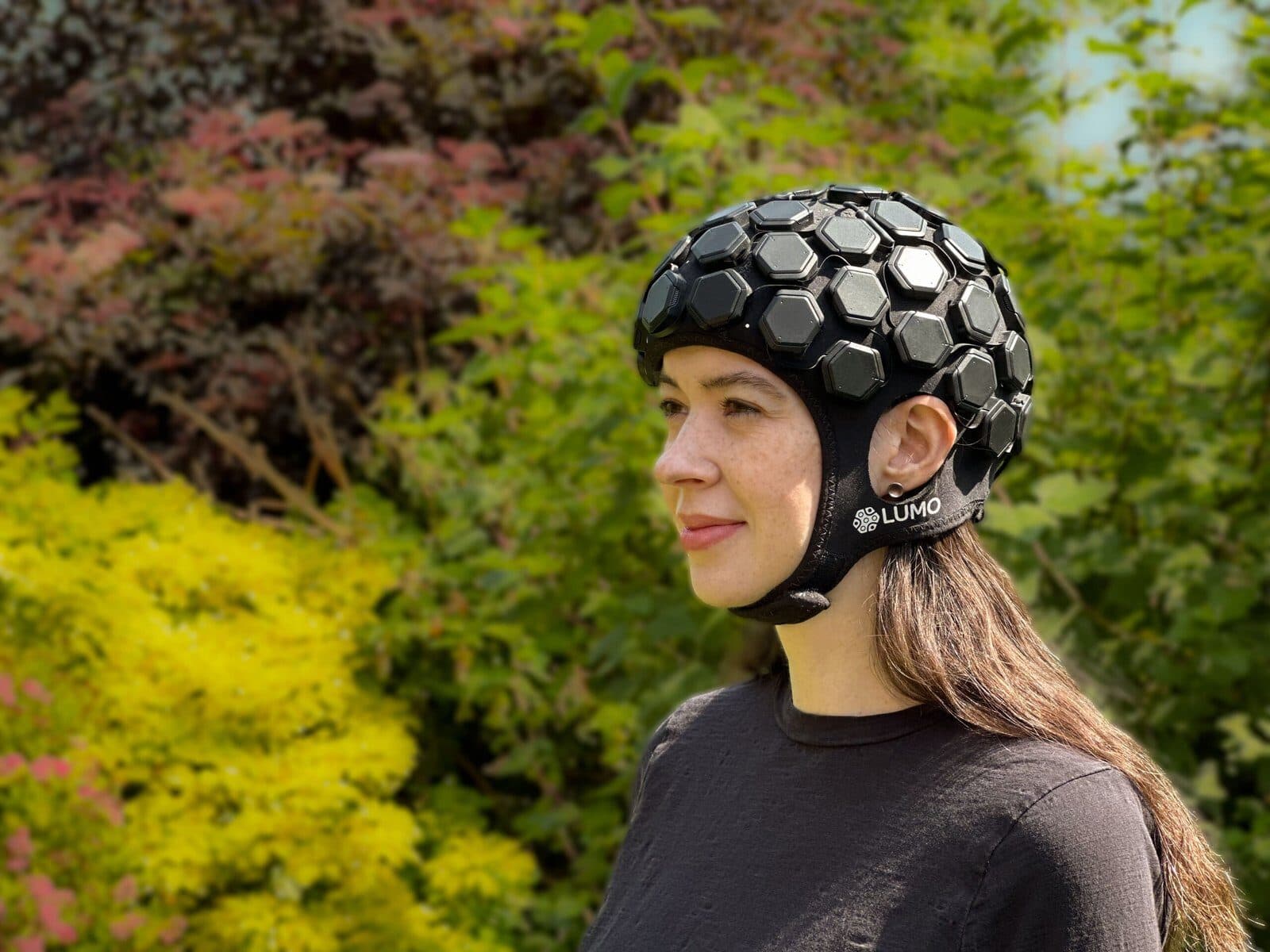 A 54-dock adult LUMO cap